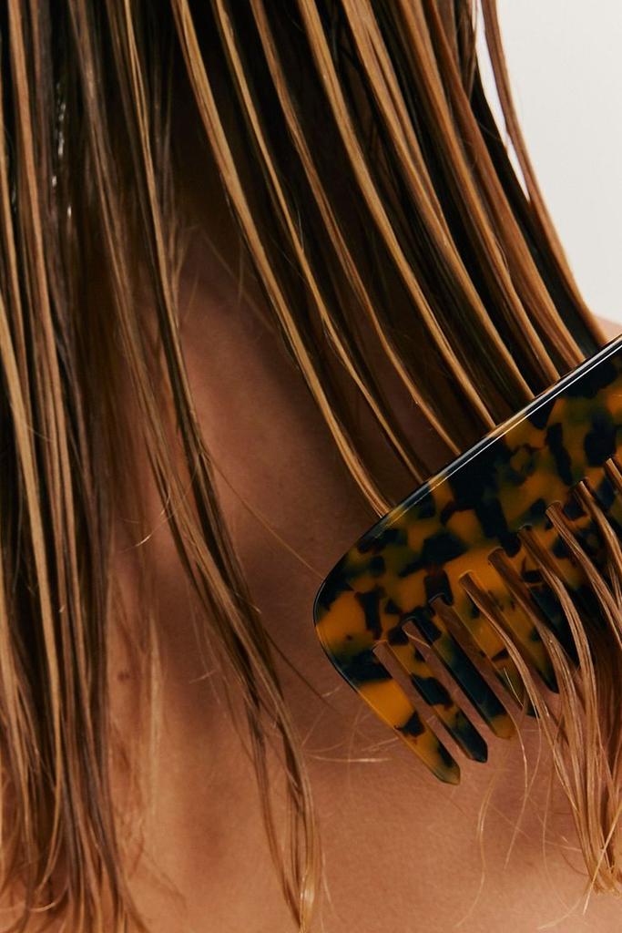 Brushing Your Hair During Chemo